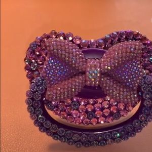 Meet your Posher, Holly